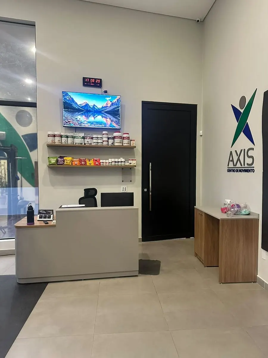 Espaço interno da AXIS Centro de Movimento — equipamentos de treinamento funcional em Itapetininga